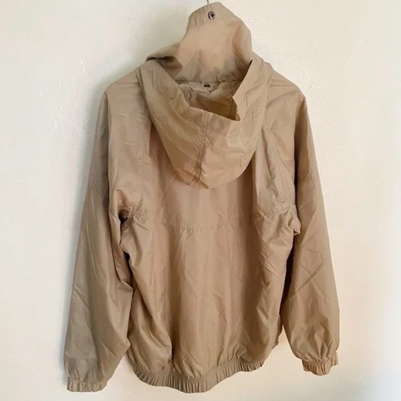 Nike Men’s Wind-runner Anorak Jacket Khaki color - Picture 2 of 4